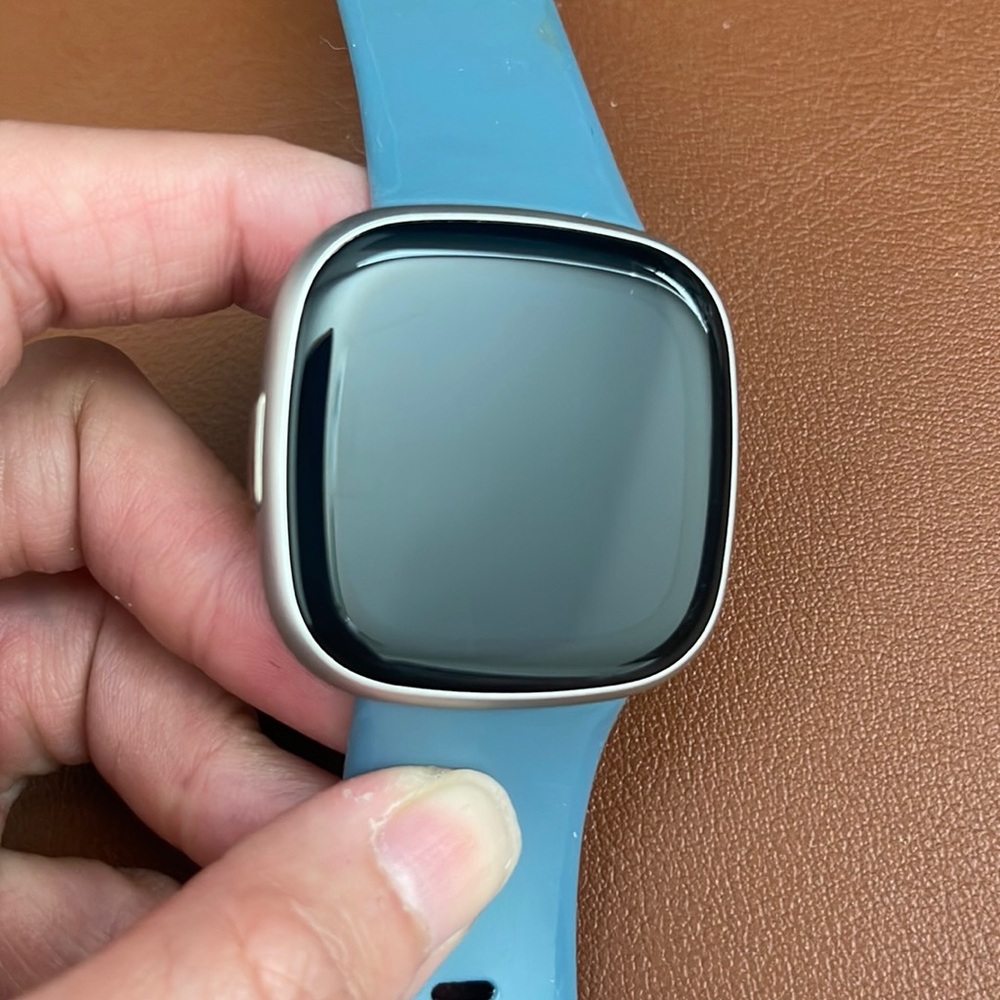 Fitbit Versa 4